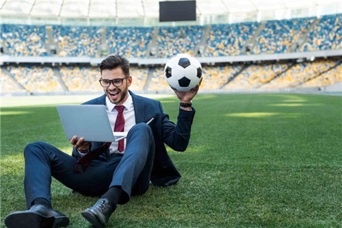 “Fading The Public”—Taking A Closer Look At This Betting Strategy